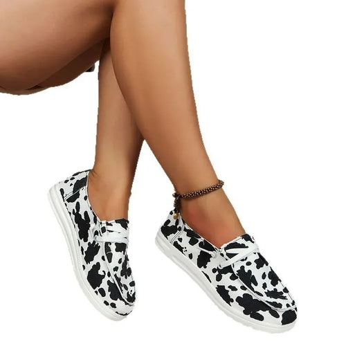 Leopard print slip-on canvas flats, casual, comfy, easy wear.