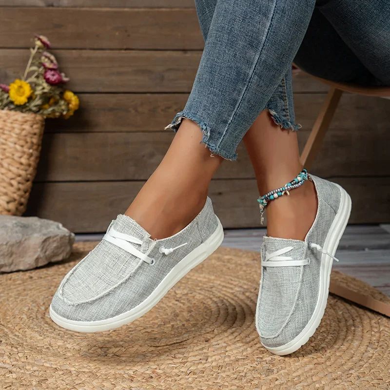 Leopard print slip-on canvas flats, casual, comfy, easy wear.